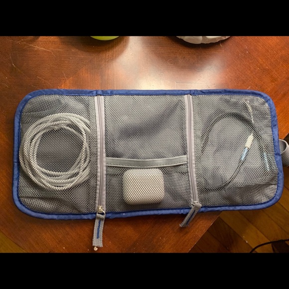 Travelon tech case - Picture 2 of 8